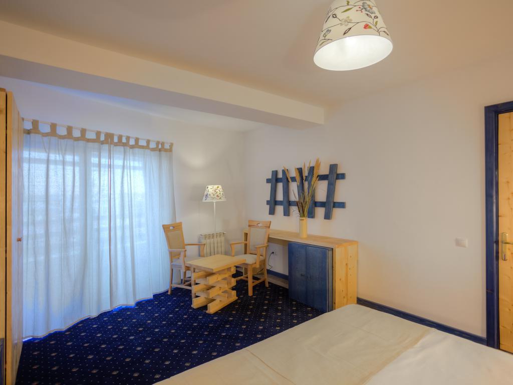 Peninsula Guest house
